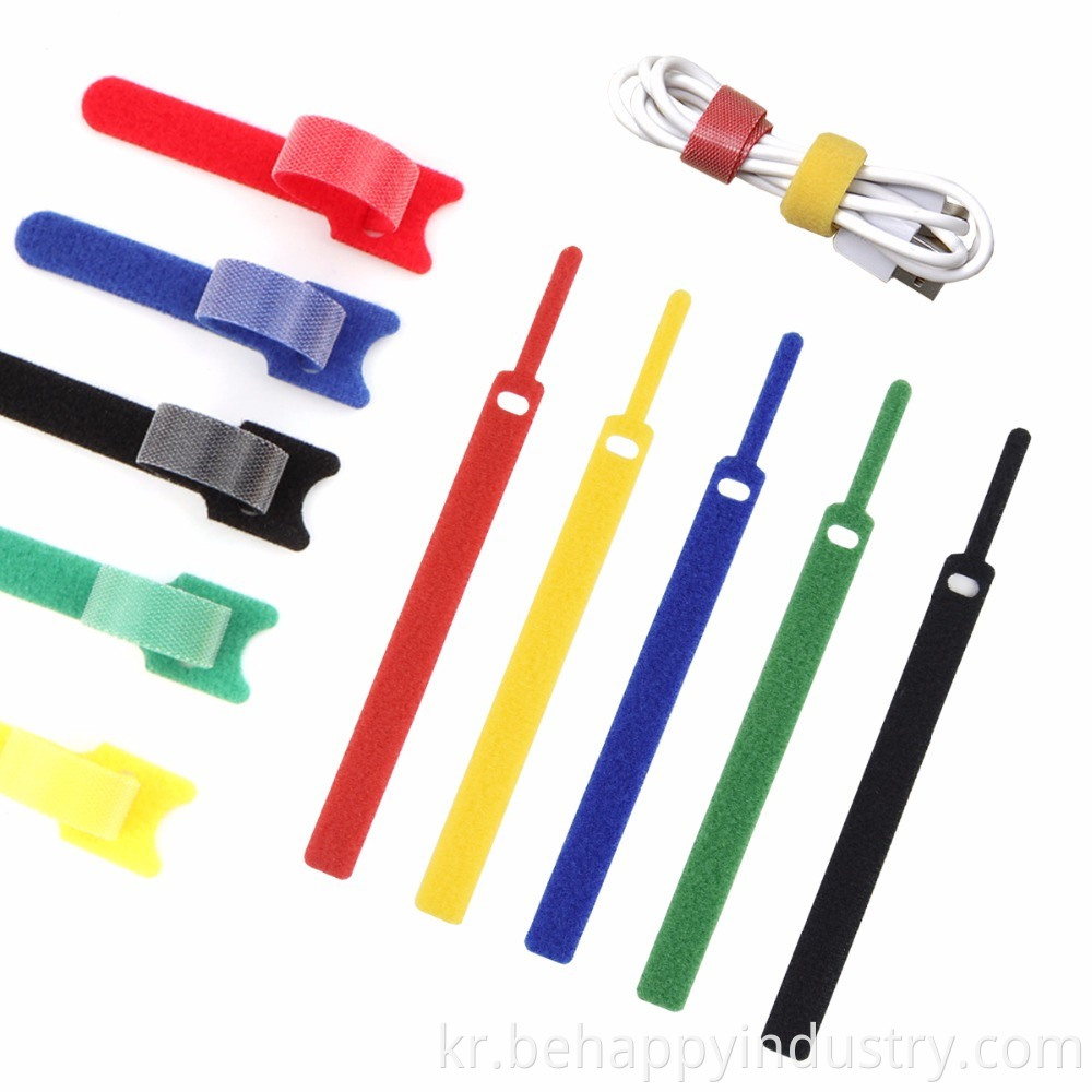 assorted cable ties